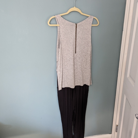 Anthropologie Colorblocked Jersey jumpsuit Grey Medium - Picture 6 of 7